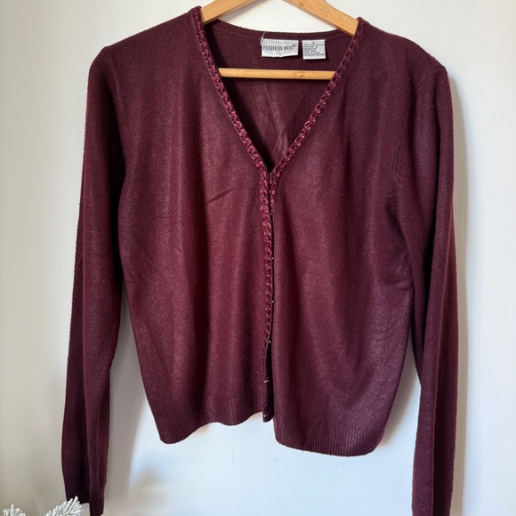 6 items 10 outfits - Picture 8 of 14